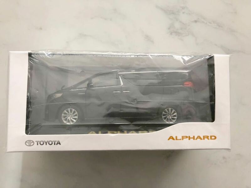 新品　1/30 トヨタ アルファード ハイブリッドALPHARD　カラーサンプル 非売品 ミニカー　スパークリングブラックパール