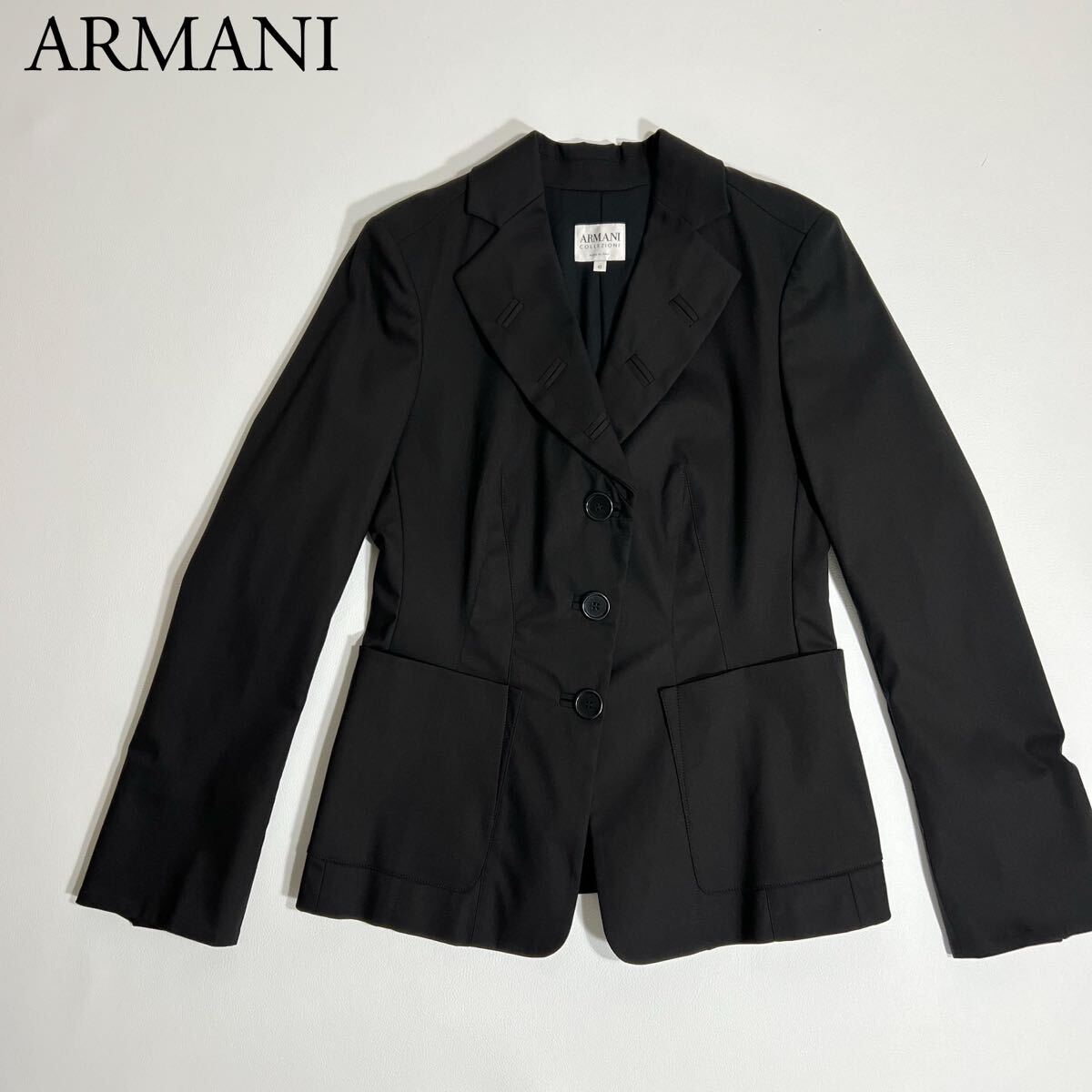 美品 ARMANI COLLEZIONI アルマーニコレツォーニ テーラードジャケット ブレザー トップス コットン混 釦ホール装飾 イタリア製 アウター 