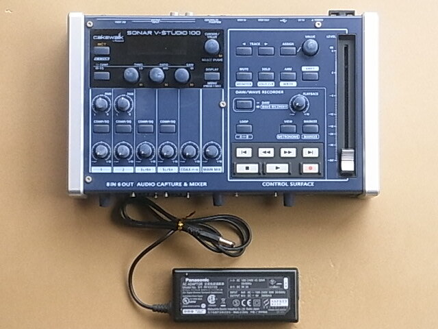 ROLAND SONAR V-STUDIO 100 フィジカルコントローラ/8chデジタル・ミキサー/オーディオインターフェイス/WAVEレコーダー 送料630円～ 中古
