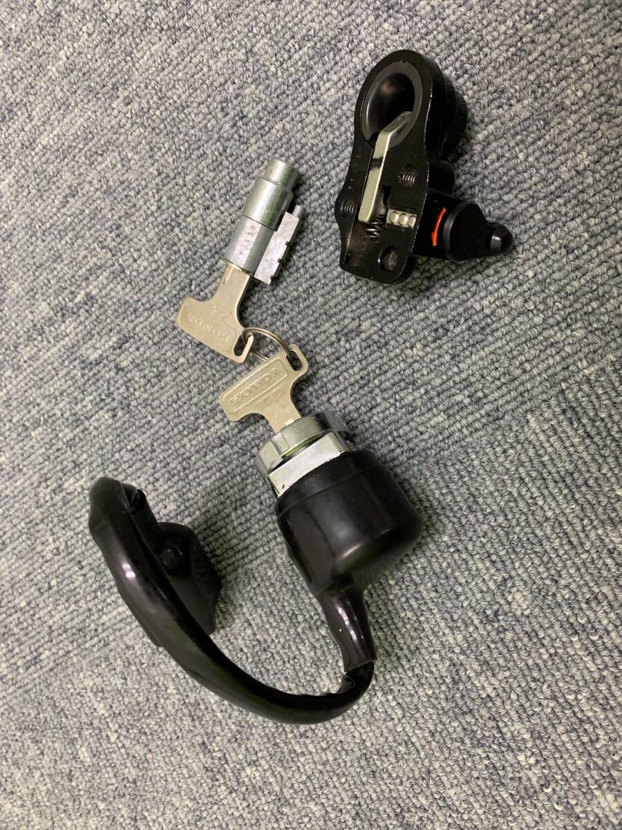 新品：SL250S 純正キーセット(イグニッション・シートロック・ハンドルロック)