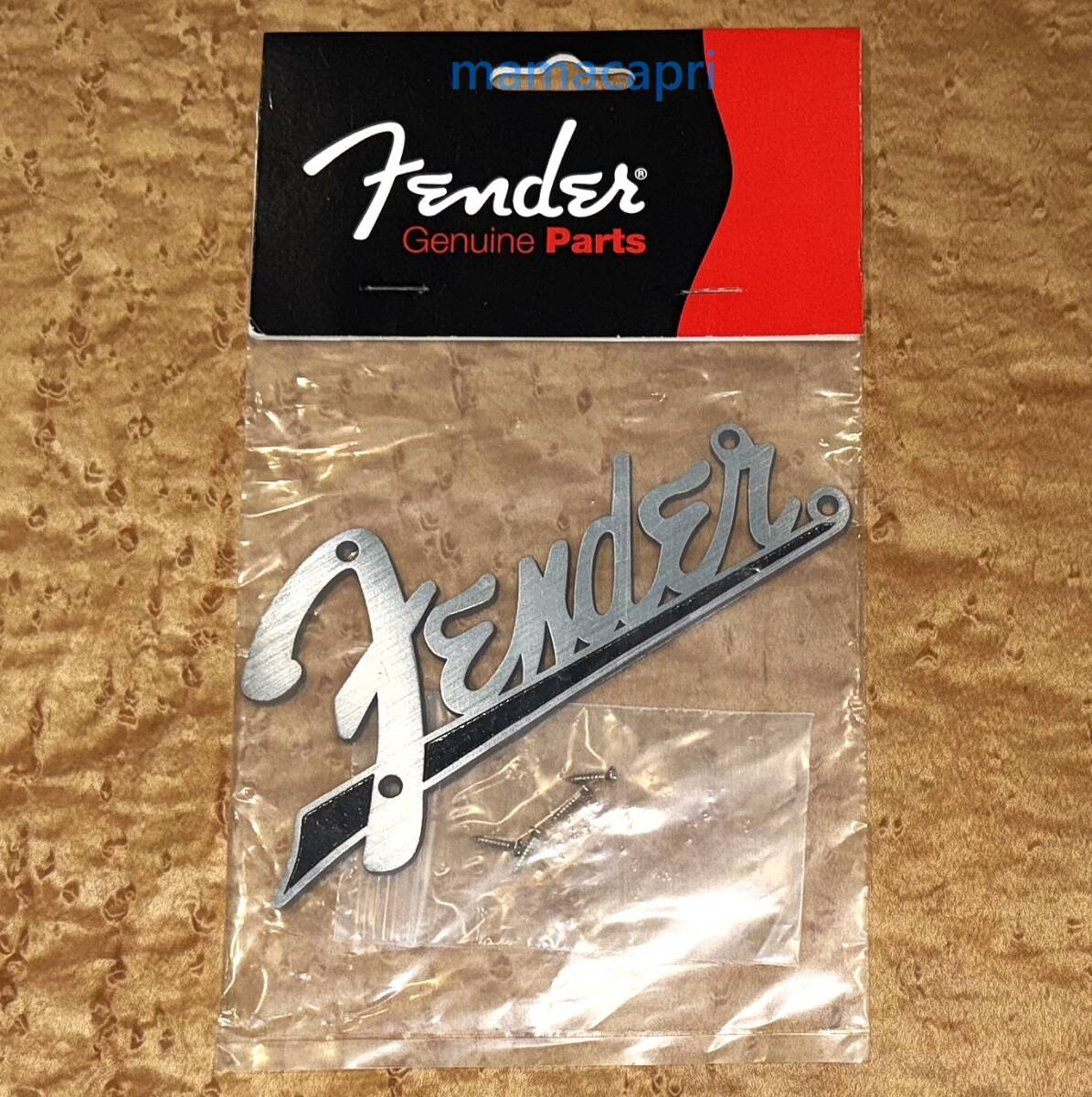 新品Fender純正Metal Flat Amplifier AMP Logo Blackフェンダー メタル製 ヴィンテージ スタイル フラット アンプ ロゴ プレート ブラック