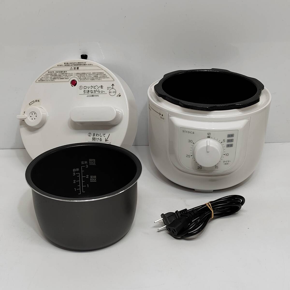 ●動作品 シロカ SP-A111 家庭用 電気圧力鍋 siroca ホワイト 2L キッチン 調理家電 時短料理 M1975