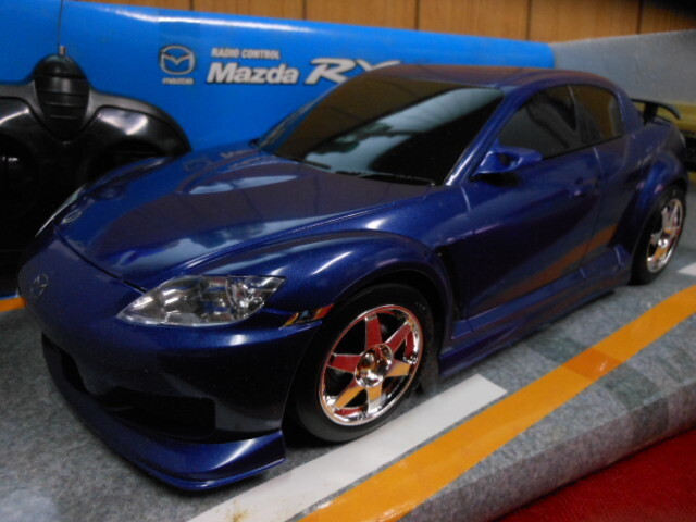 送料無料です◆MAZDA マツダ RX-8 ラジコン◆1/16 サイズ 全長30cm/全幅12cm/全高10cm◆元箱付き◆未使用