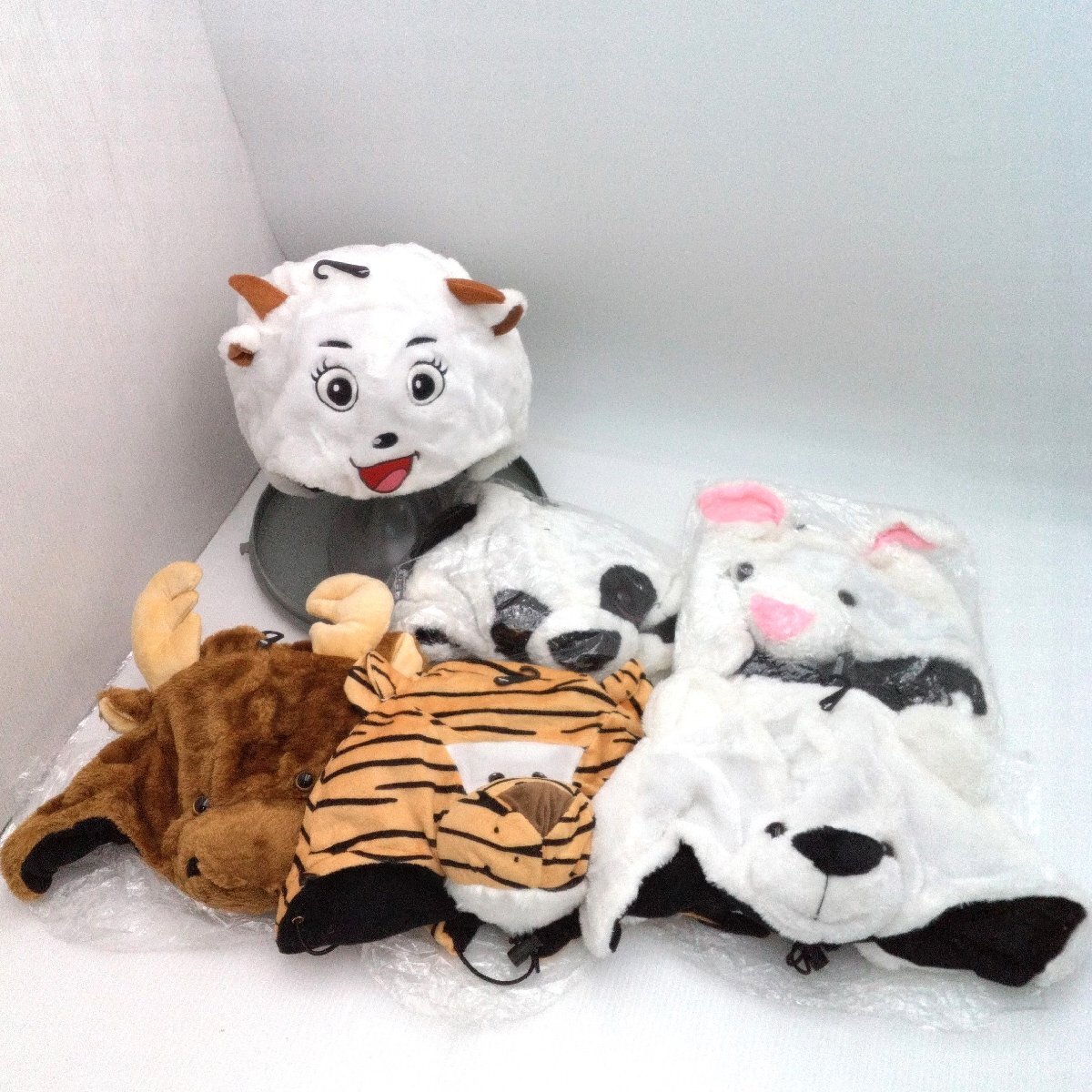 アニマル 帽子 6点まとめ 未使用 ぬいぐるみタイプ クマ トナカイ うさぎ パンダ スキー帽 キャップ かぶりもの 着ぐるみ 道楽札幌