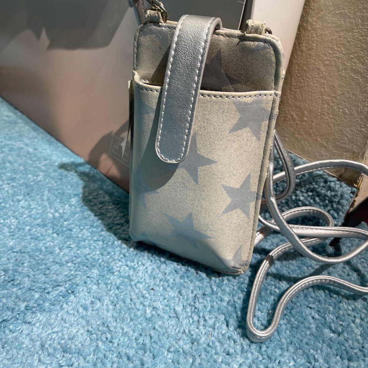 新品　半額　スマホケース　コインケース　ミニショルダー