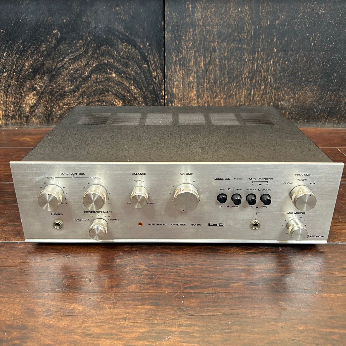 HITACHI HA-300 ステレオプリメインアンプ　日立　現状品