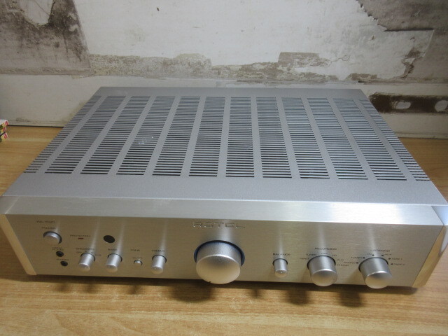2G1-3 (ROTEL ローテル RA-1520 プリメインアンプ リモコン・電源コード・取説無し) オーディオ機器 アンプ 動作・通電未確認 現状品