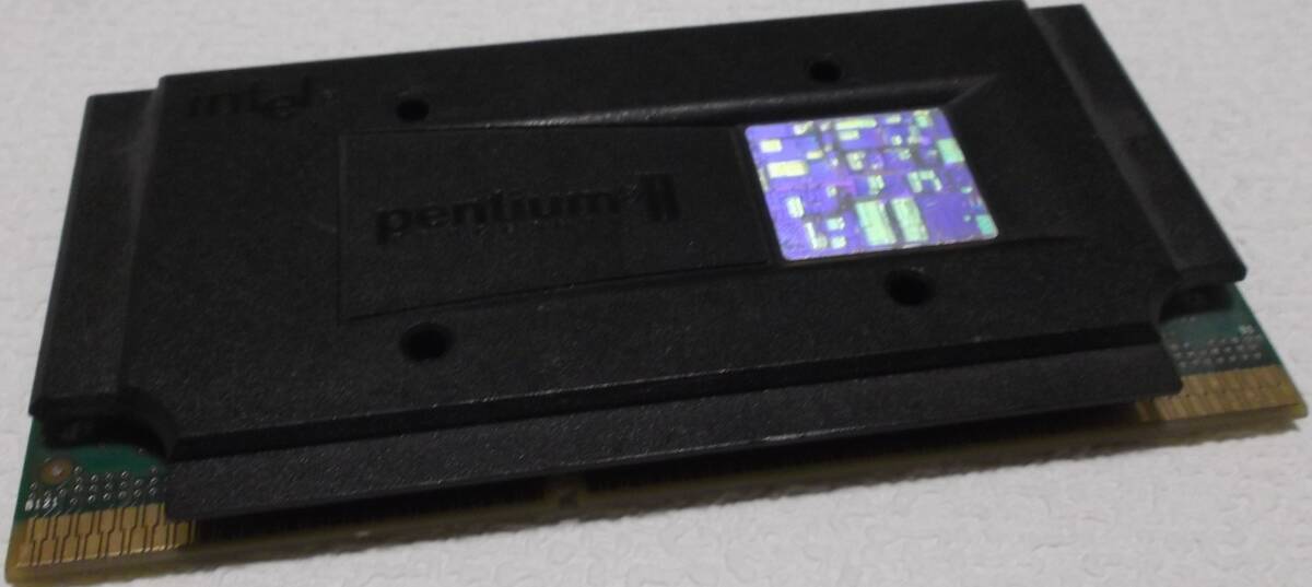 中古品 intel PentiumⅡ 400MHz(SECC2) L2:512KB FSB:100MHz 現状品