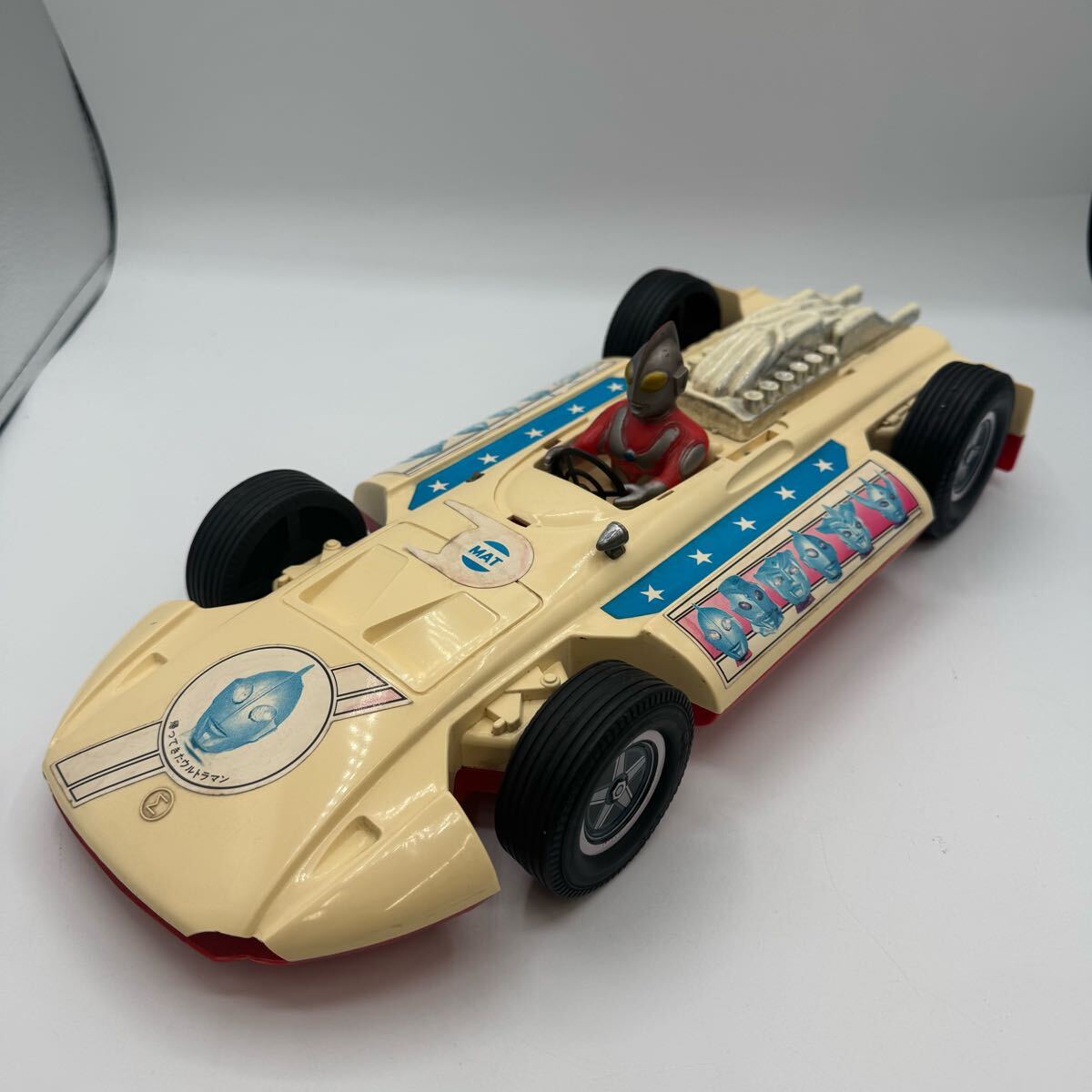当時物　ウルトラ11人ファミリー　レースカー　サクラ　帰ってきたウルトラマン　シグマ　グランプリ　204-1 昭和レトロ