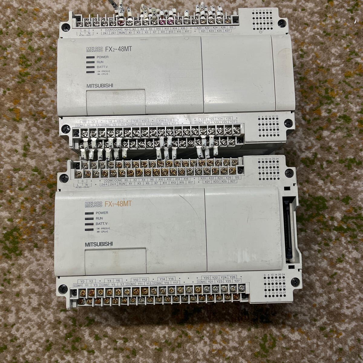 MITSUBISHI FX1-48MT /FX2-48MTシーケンサ 通電確認のみ