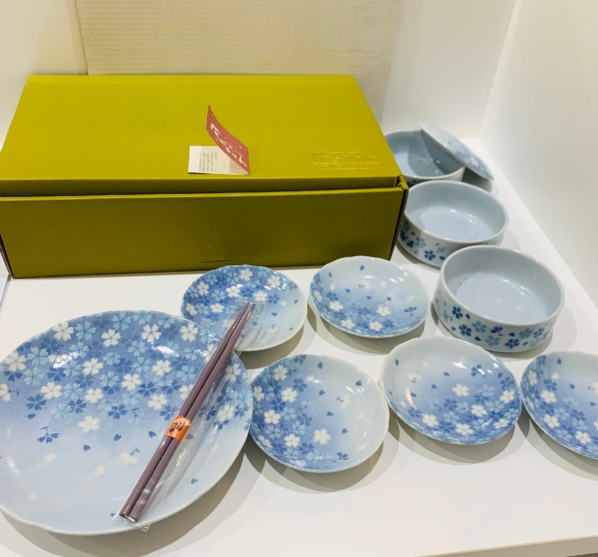 ★花のうつわ　小野小町　食器　小皿　丸皿　洋食器　プレート　汚れあり