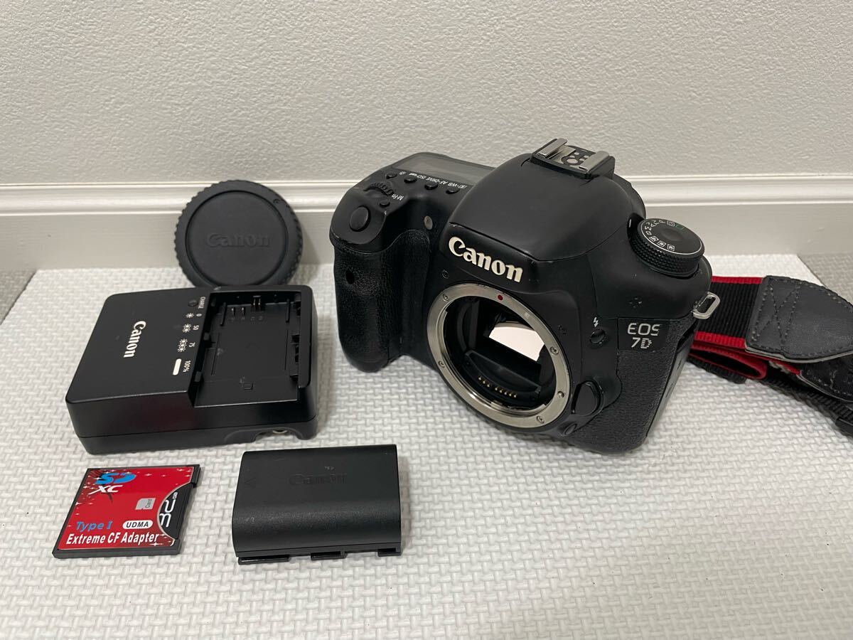 【動作良好・光学良好】Canon EOS 7D　バッテリー　充電器付き