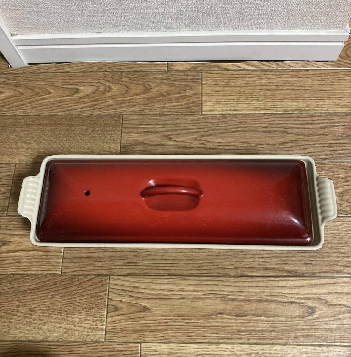 ル・クルーゼ　テリーヌ 32 チェリーレッド 調理器具　Le Creuset 耐熱容器 鍋 長方形 横長 ホーロー 鋳物 