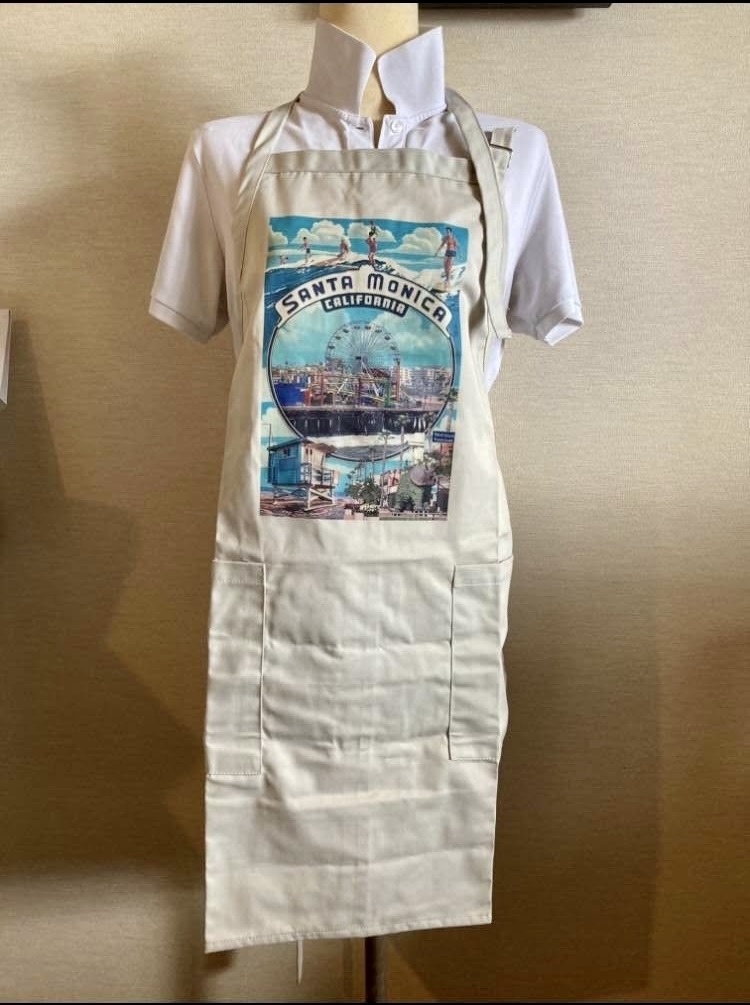 【送料込み】【新品未使用】エプロン 首掛け型 胸当て　サロン キッチン　サンタモニカ カリフォルニア
