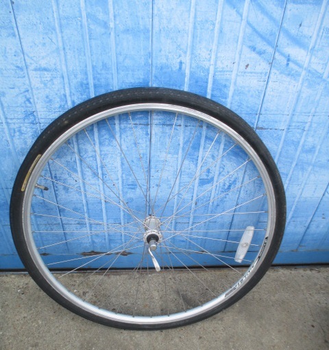７００ｘ35Ｃ/自転車前輪 　アルミホイール　タイヤ・チュ-プ　セット　（H112)