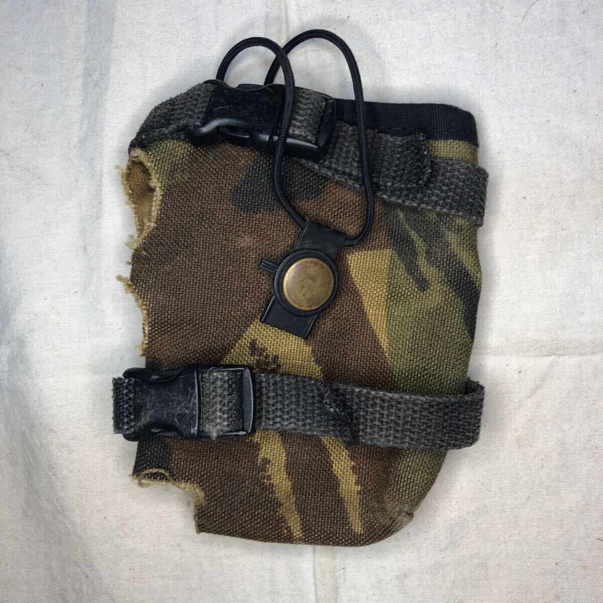 実物 イギリス軍放出品 PRR(Personal Role Radio)ポーチ DPM迷彩