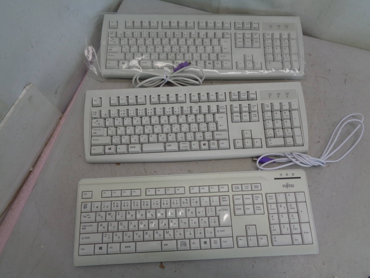 C2868 Chicony KB-1777　2台　/ FUJITSU KB410 G PS2 JP 1台 ・CP517771-01 3個・SM-9013 1個/ ①O-1 / ③サイズ