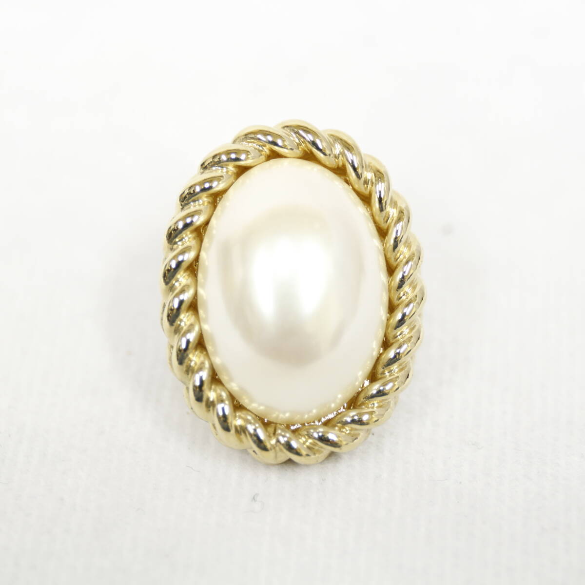 Christian Dior クリスチャン ディオール イヤリング フェイクパール ゴールド 片耳のみ アクセサリー 2406-K0128M(NT)