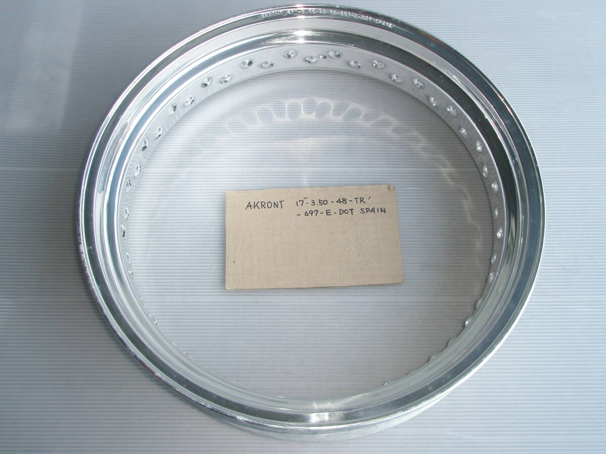アクロン　アルミリムのみ　新品未使用品ですが長期在庫品　17－3.50　48穴　カスタム素材にどうぞ。⑦　フサベルハスクバーナktm
