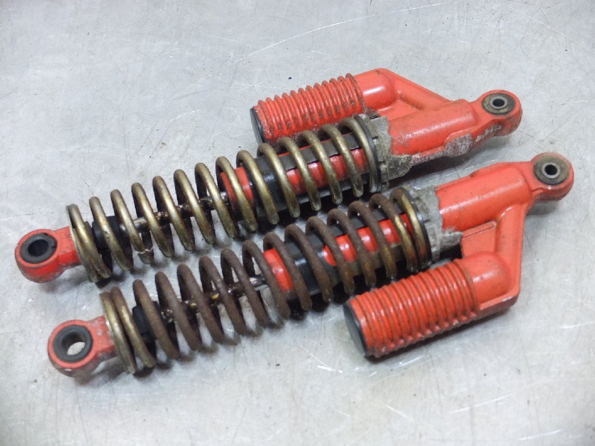 CBX125F JC11-1006***リアサスペンション左右/4 ●