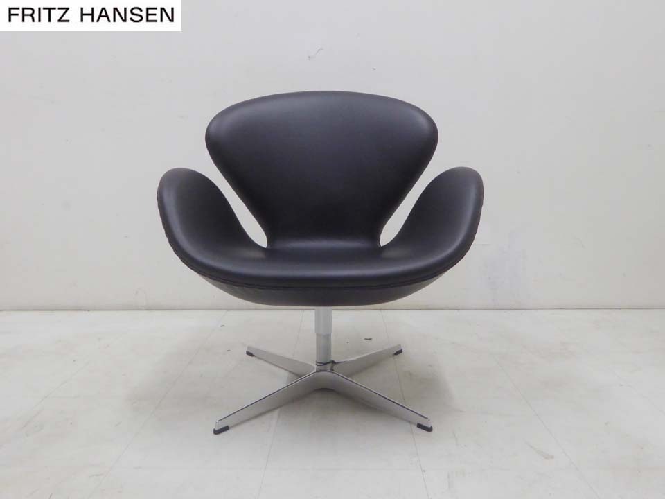 新品未使用品 正規品■Fritz Hansen フリッツハンセン■2024年製 定価88万円 スワンチェア 黒本革レザー