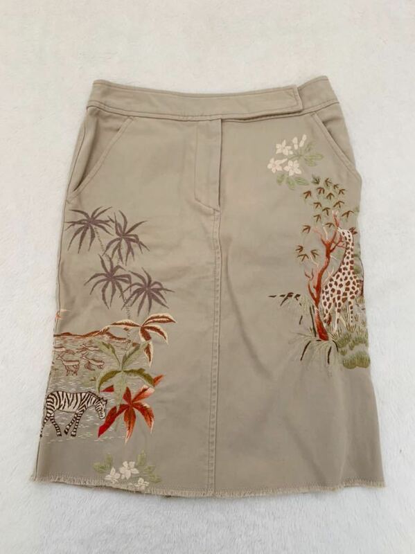 KEITA MARUYAMA 日本製刺繍デザインスカート size0 ケイタマルヤマ