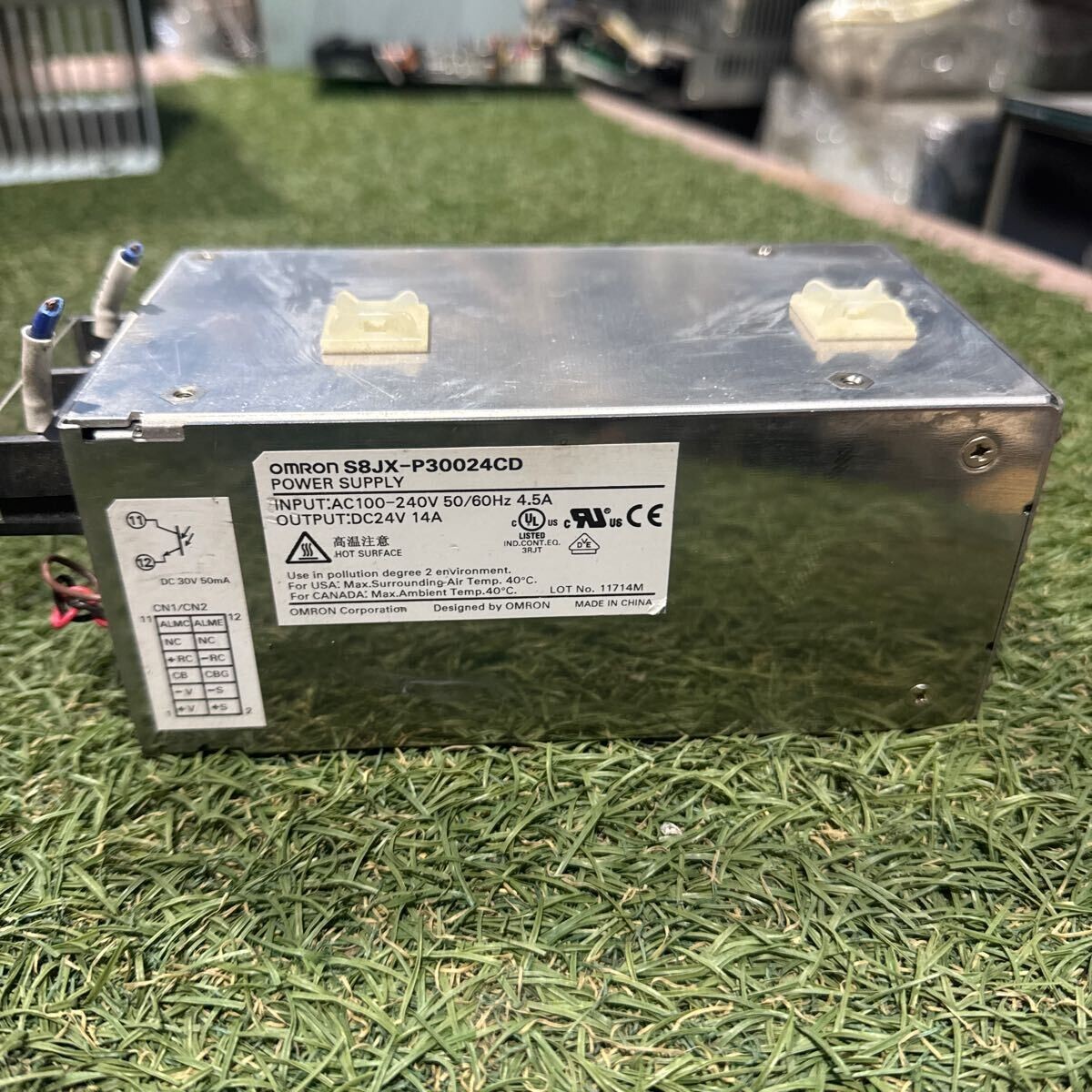 5A709 中古 OMRON POWER SUPPLY S8JX-P30024CD AC100-240V DC24V 動作保証　インボイス対応　