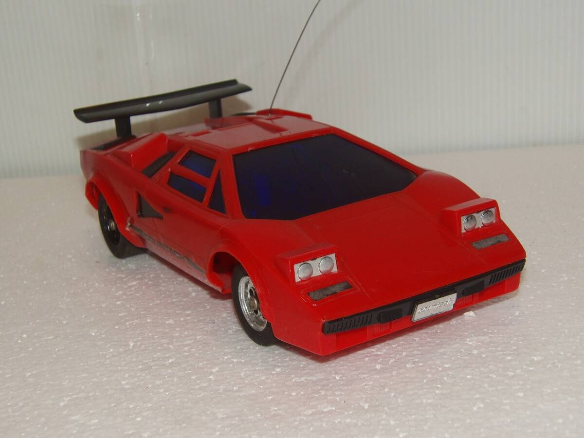 スーパーカー　昭和レトロ　ラジコンカー　ランボルギーニー　カウンタック　コントローラー付　MASUDAYA　ジャンク　/BL27Yo