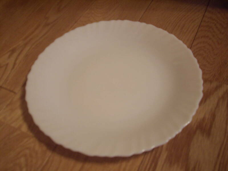 997　 大皿　パスタプレート　ディナープレート　ヤマザキ　春のパン祭り　白いお皿