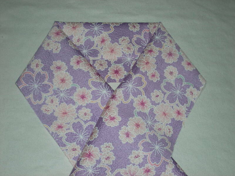 木綿の半衿、桜吹雪の道、薄紫