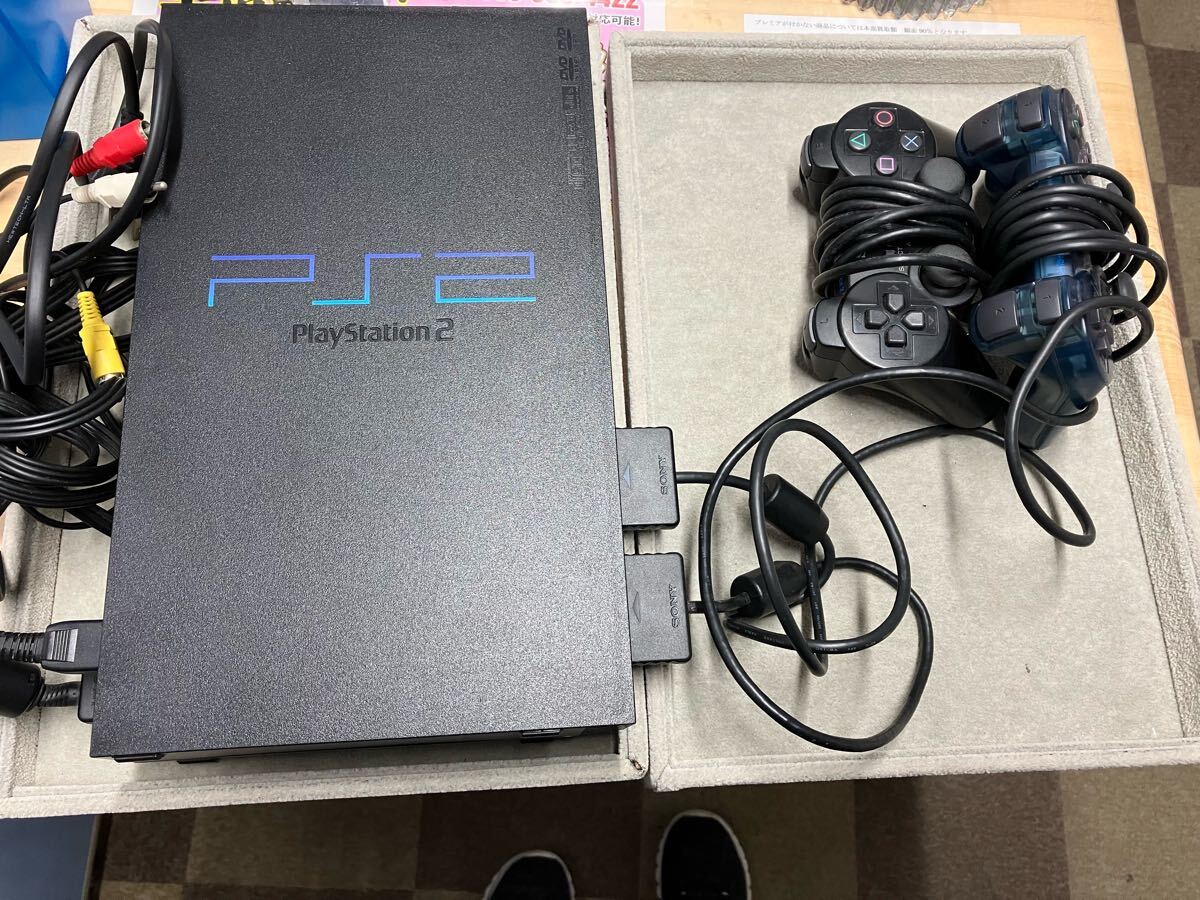 プレイステーション2 PS2 SONY コントローラー２つ付き　通電確認済み　動作未確認　80サイズ