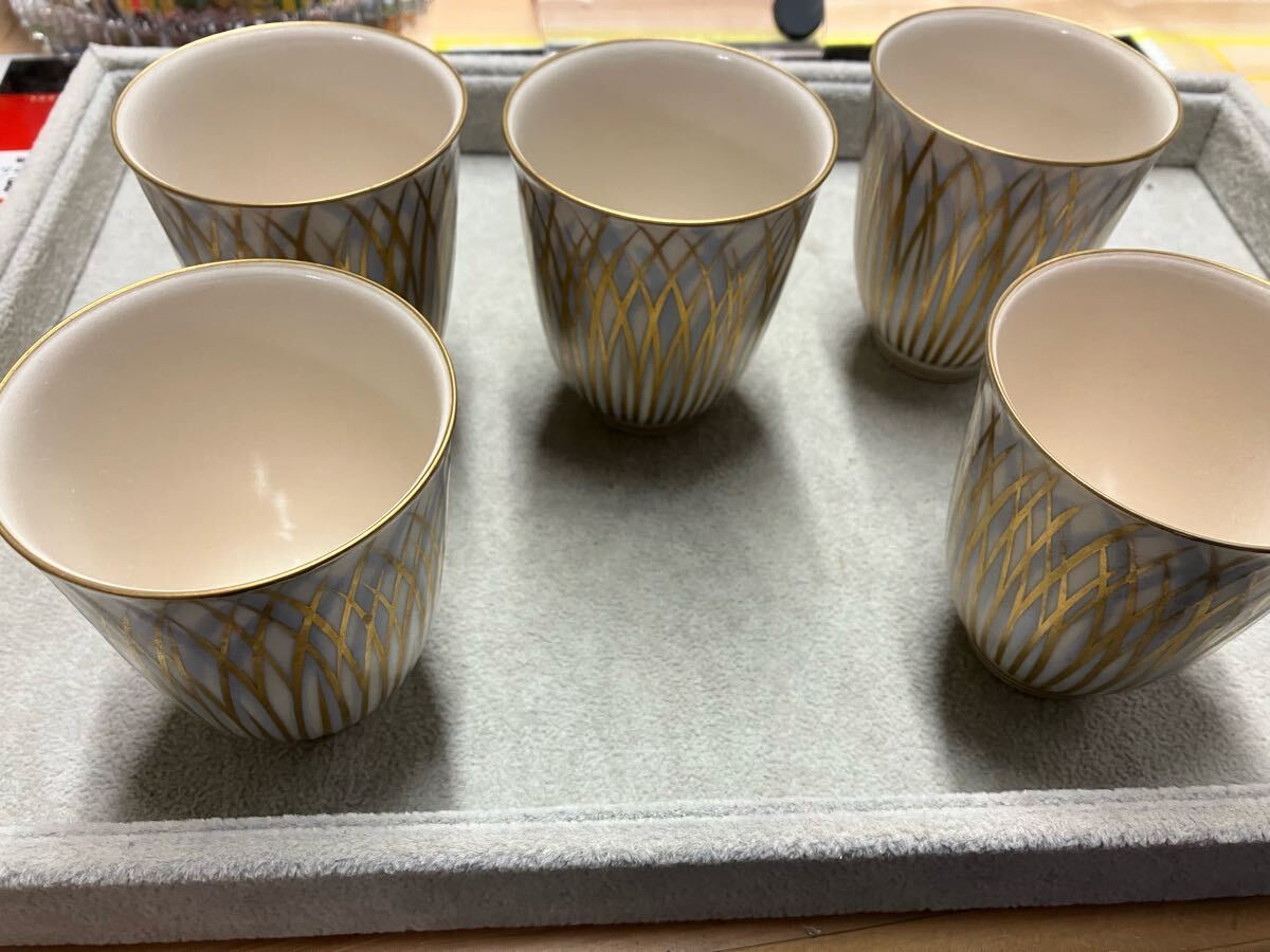 湯呑み5個セット　箱入り　80サイズ