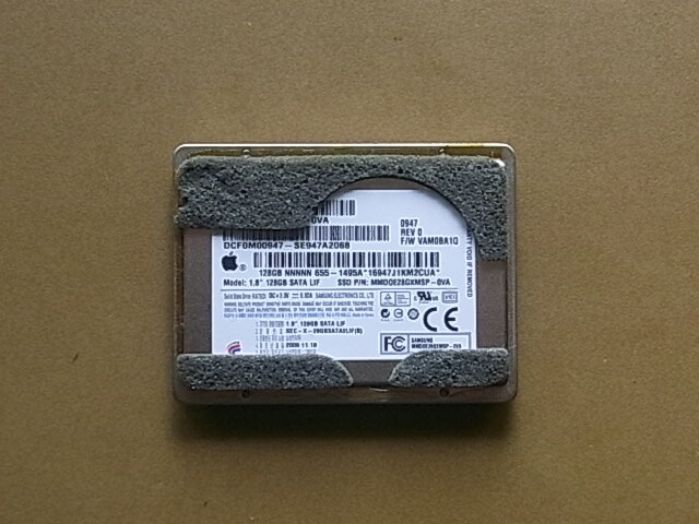 純正　MacBook Air 二代目用HDD 128GB　A1304/MC234J/A用　送料230円　中古良品2