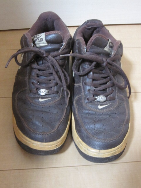 ≪中古品≫2001 NIKE AIR FORCE 1 チョコレート US9 27.0cm 630033-211