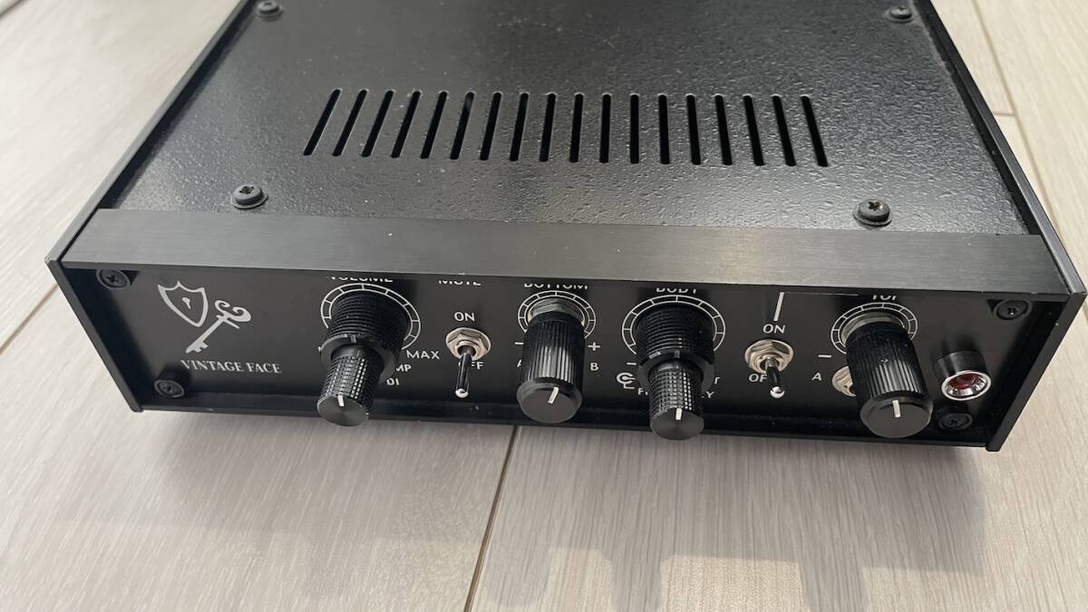 VINTAGE FACE R810D 生産完了品 国内産ハイエンドDIメーカーのプリアンプ兼 DI 