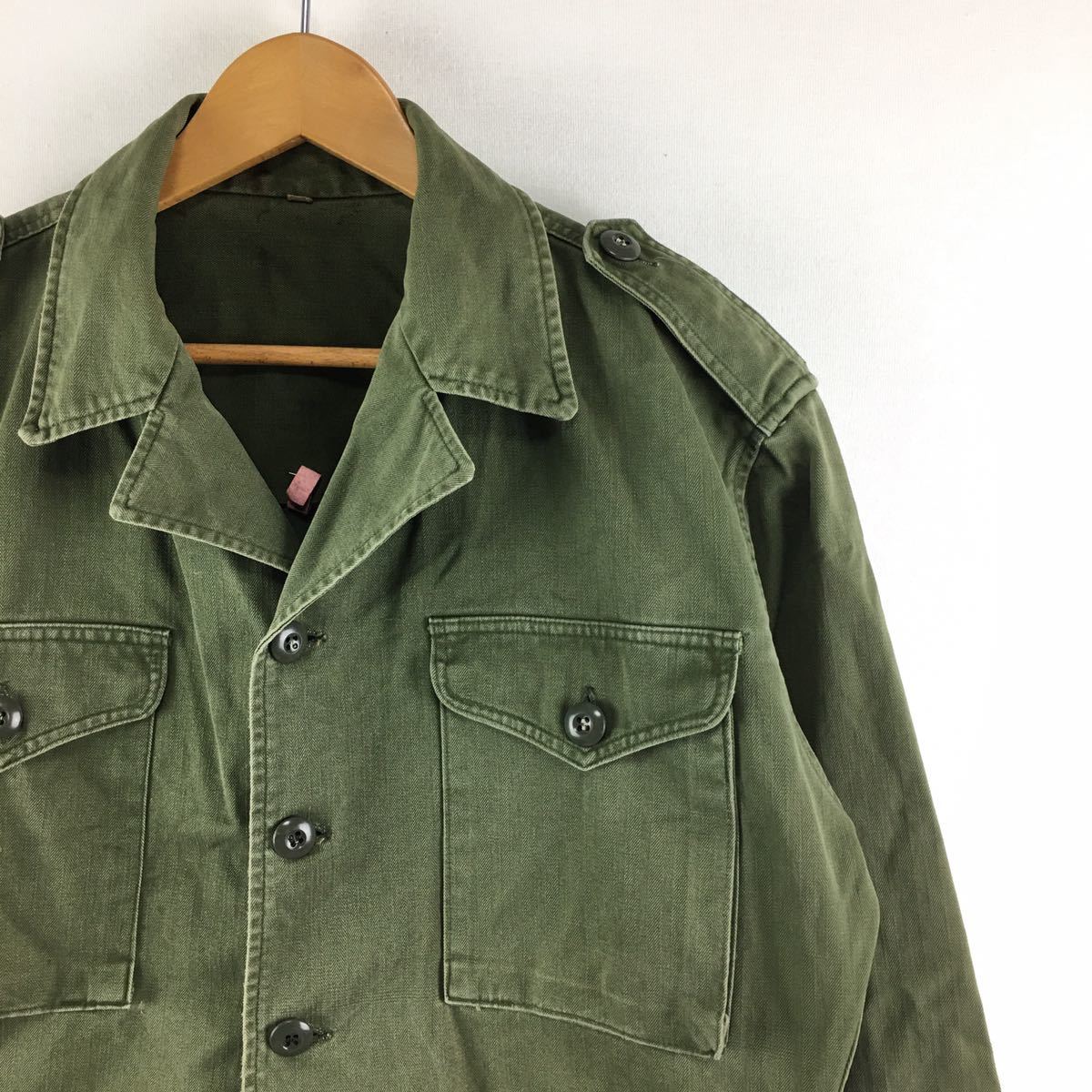 ビンテージ 60s【ヘリンボーン】HBT ミリタリー ジャケット LL シャツ ボロ 70s 古着 軍物 カーキ ショート丈 44 40s 50s 大戦 usaf 短丈