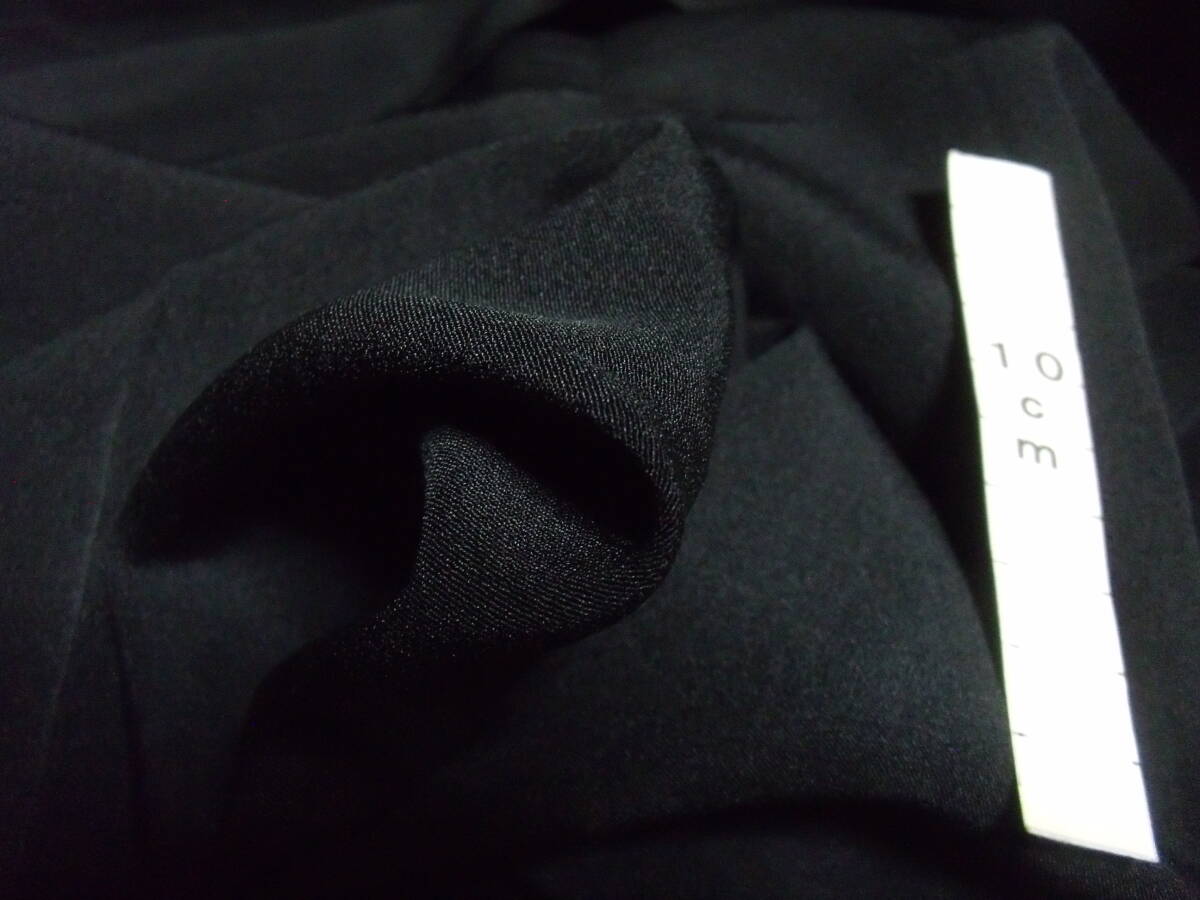 はぎれ　一越縮緬　正絹　黒　ハギレ　端切れ　絹　シルク　生地
