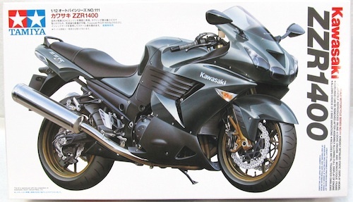 タミヤ オートバイ「1/12　カワサキ　ZZR 1400」新品