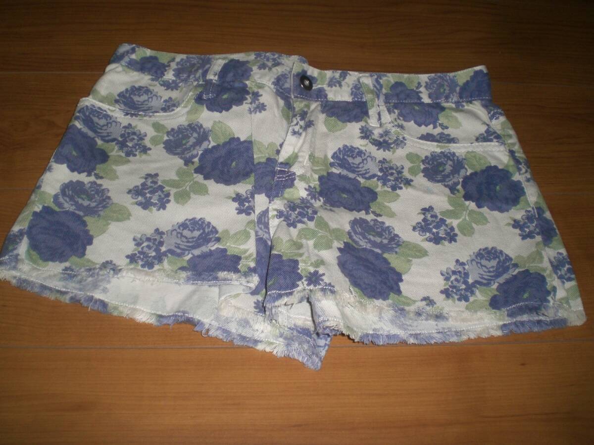 GU　L　ショートパンツ