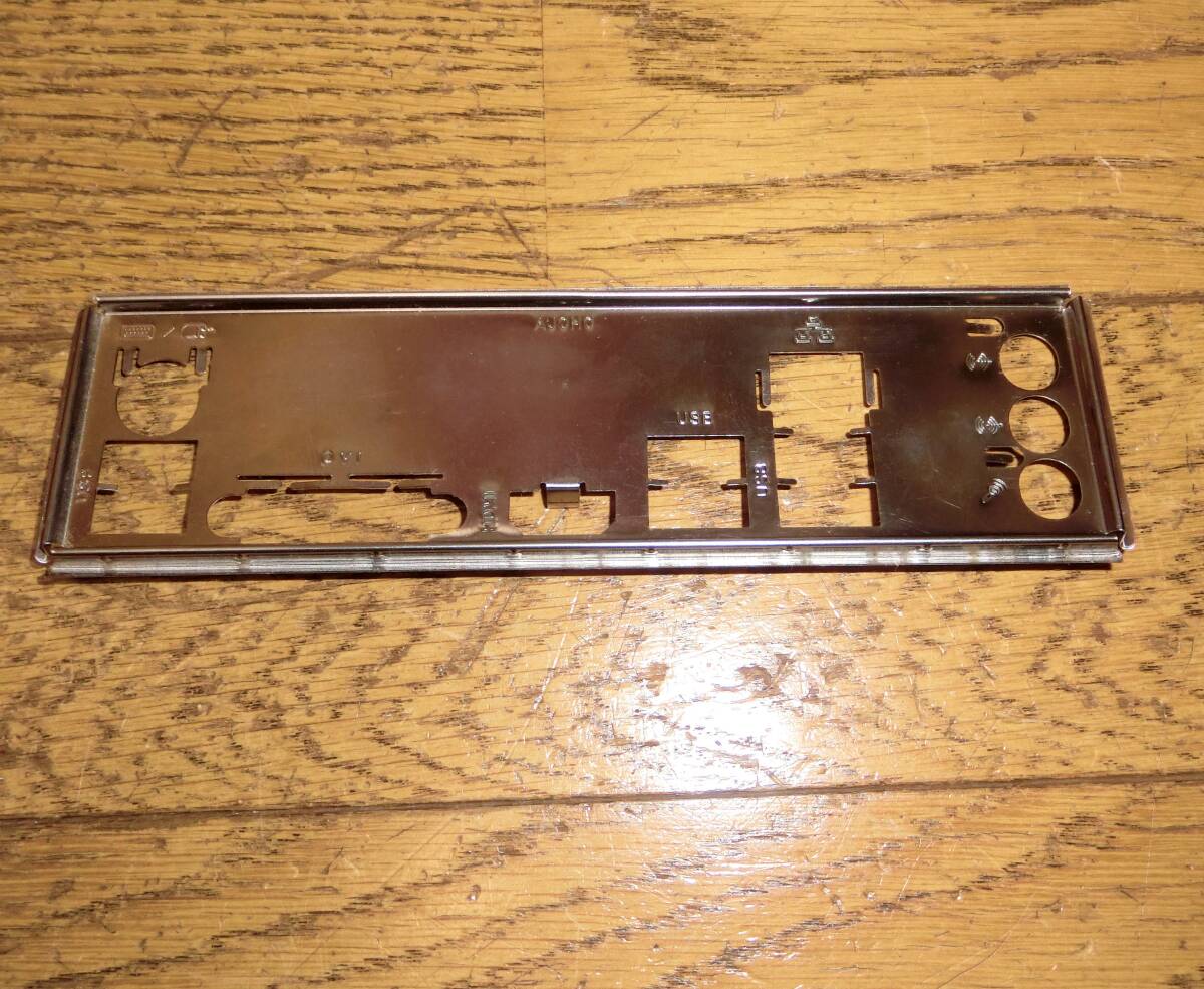 ASRock Z170M Pro4S のI/Oパネル