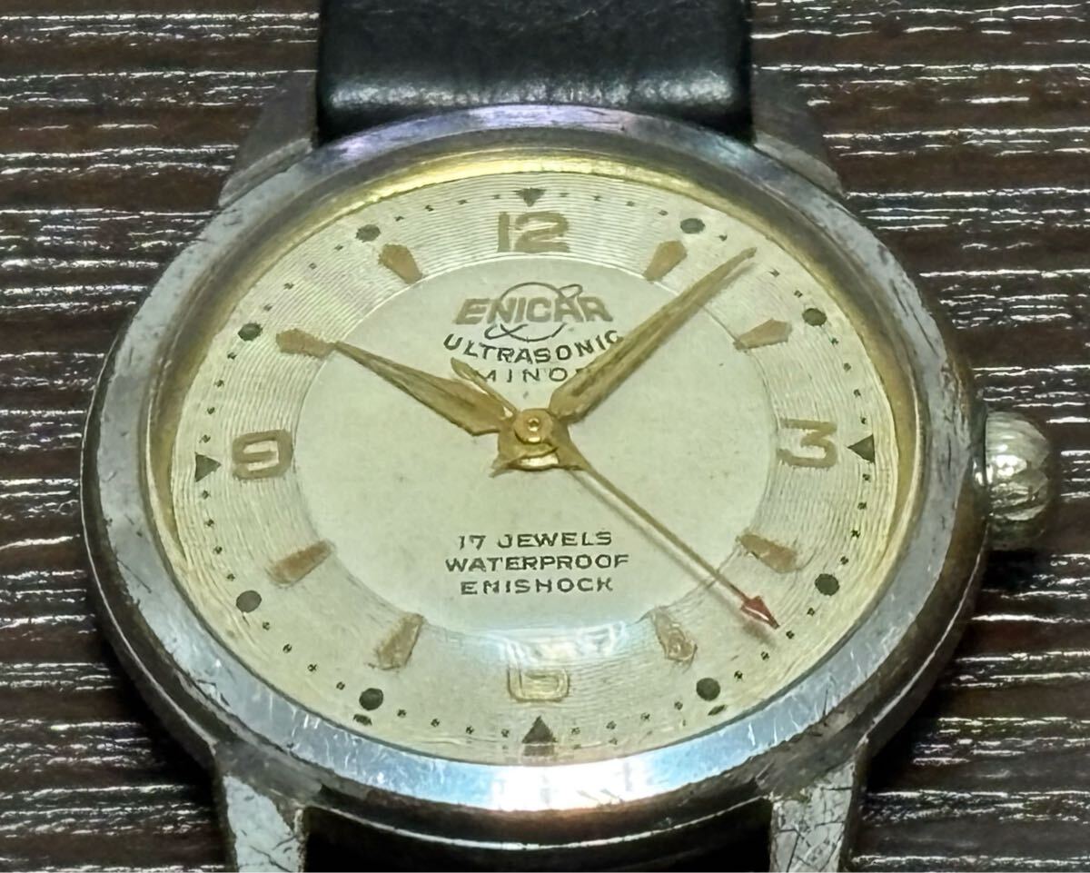 1950年代 アンティーク 稼働品 「ENICAR エニカ」 手巻腕時計 ツートンダイヤル 耐磁＆耐震 スイス・メイド ヴィンテージ