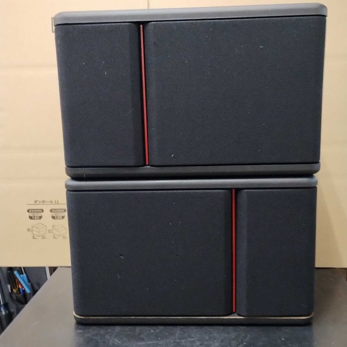 AJ16 BOSE 301 ボーズ スピーカー 301AVM 301-AV MONITOR 2本セット LR 1ペア 中古　点検動作品 ツィーター補修有 ロゴ無し