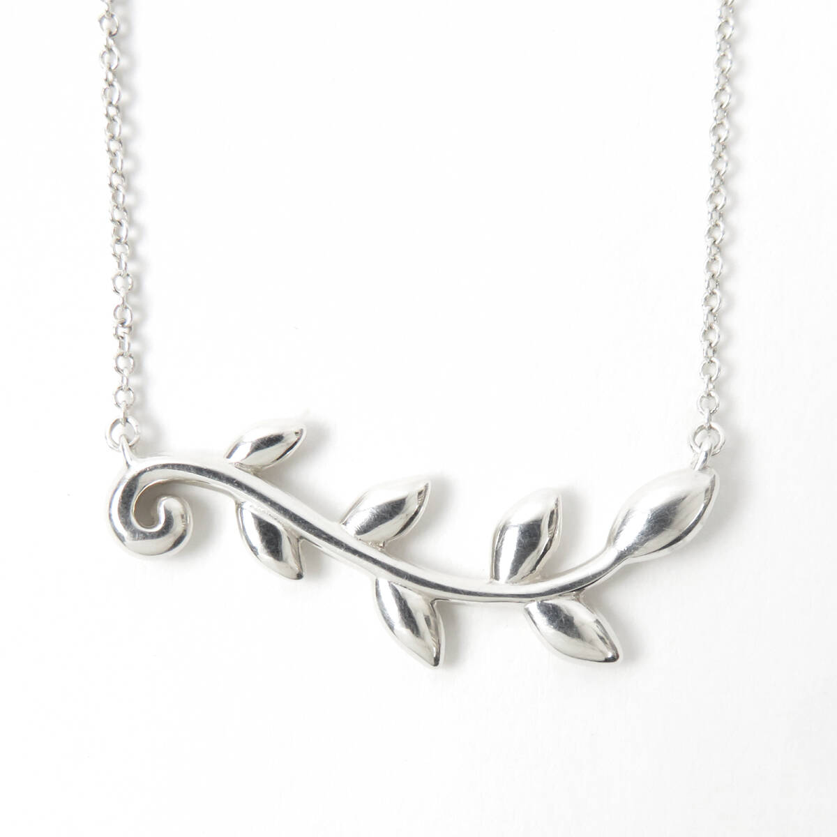 TIFFANY&Co. ティファニー オリーブ リーフ ヴァイン ペンダント スターリングシルバー Ag925 ネックレス パロマピカソ