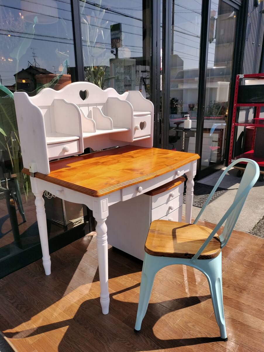 【愛知近郊・配送設置可】関家具■デスク3点セット 学習机 約100×121×67㎝ 椅子 ワゴン カントリー調 白×木目 ハート