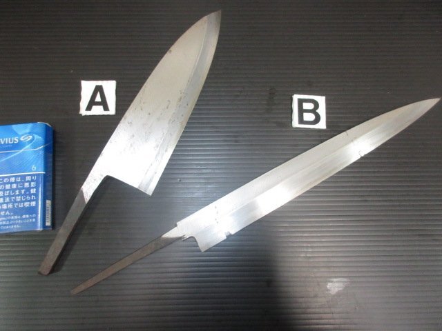 M309■ 青鋼入り / 出刃包丁 210mm / 刺身包丁 300mm // 計2点 // 和包丁 / まとめ売り / 未使用