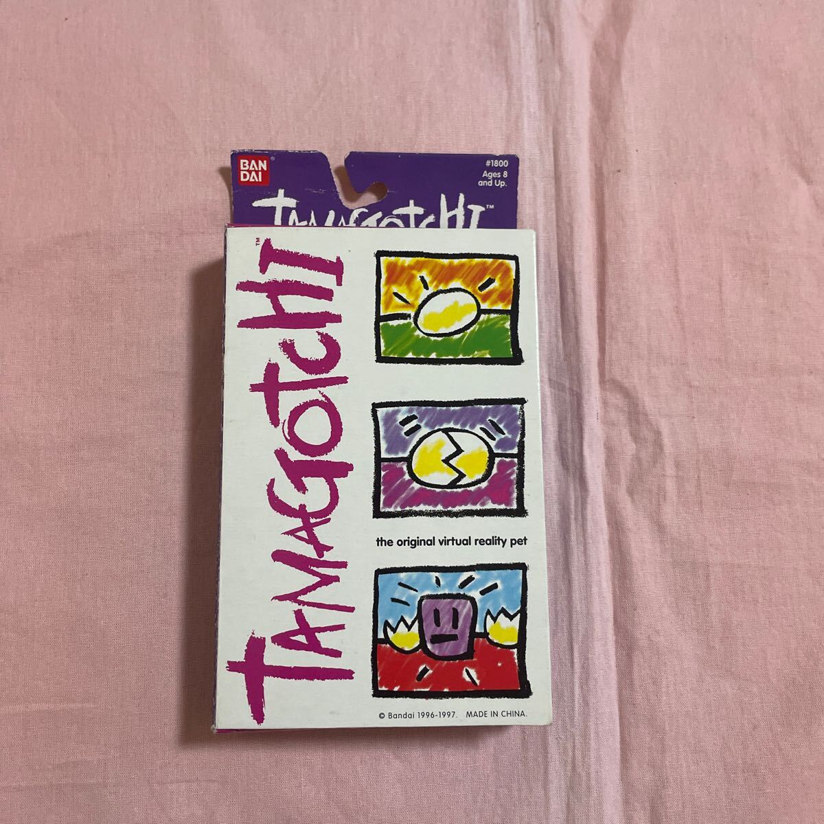 バンダイ 海外版 たまごっち 英語版 赤 1997 90年代　平成レトロ BANDAI TAMAGOTCHI バーチャルペット