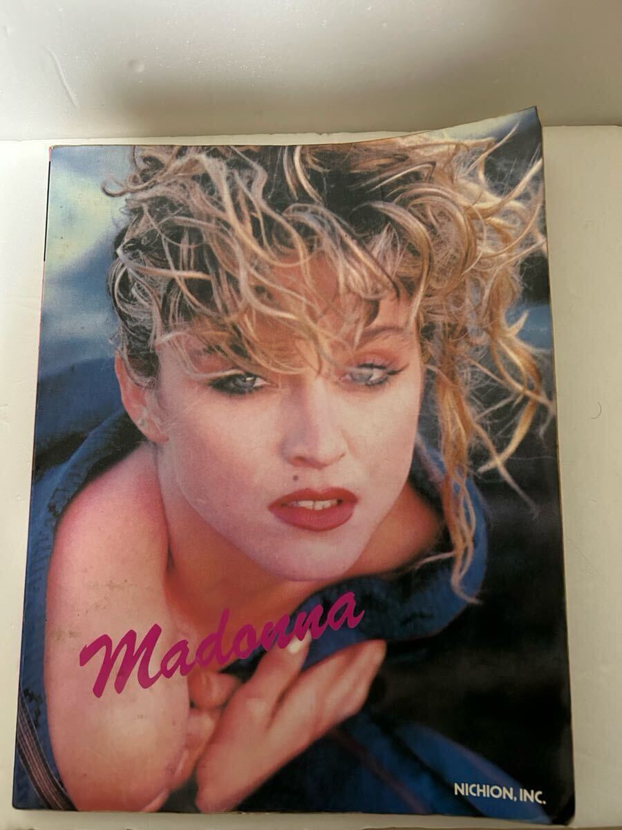 バンドスコア　MADONNA LIKE A VIRGIN マドンナ　TAB譜