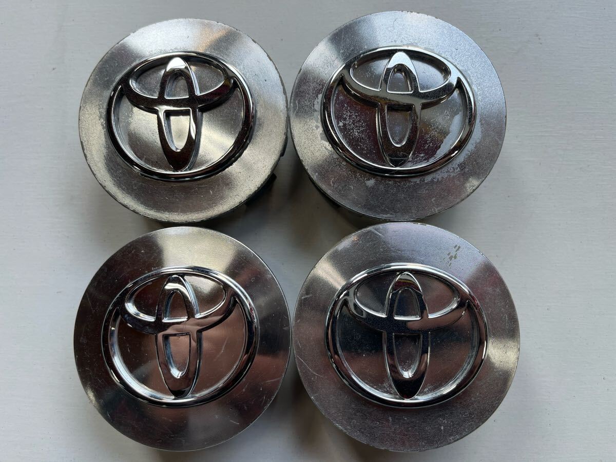 トヨタ TOYOTA 2020 アルファード センターキャップ 4枚 