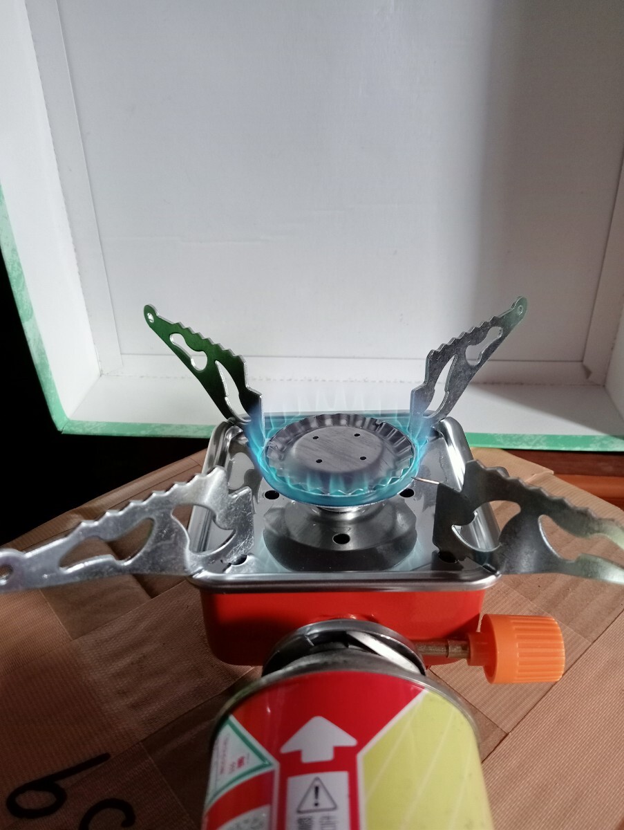 キャンプ 新品箱付き 　超小型カセットガスコンロ ミニ　アケカゴ