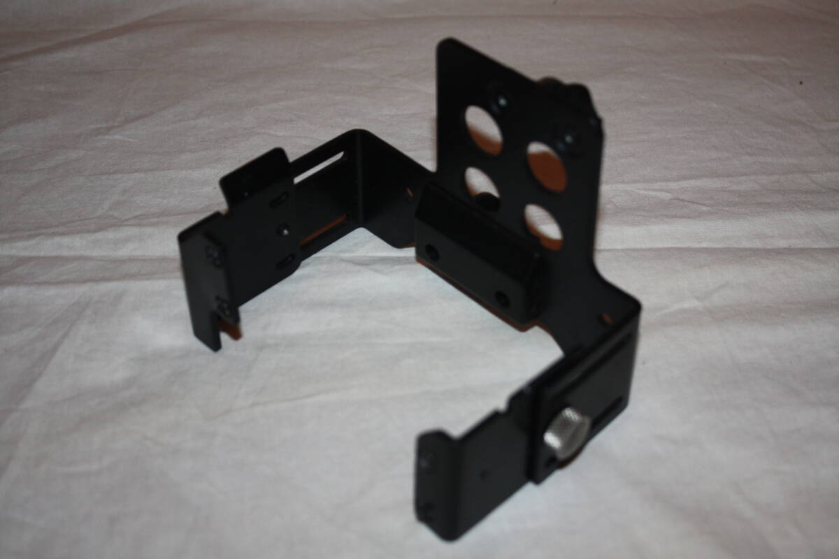 SONY製DSR-300等のショルダーカメラ用ワイヤレスマイクホルダー （検索：ビデオカメラ、PMW-、HDR-、HXR-、HVR-）